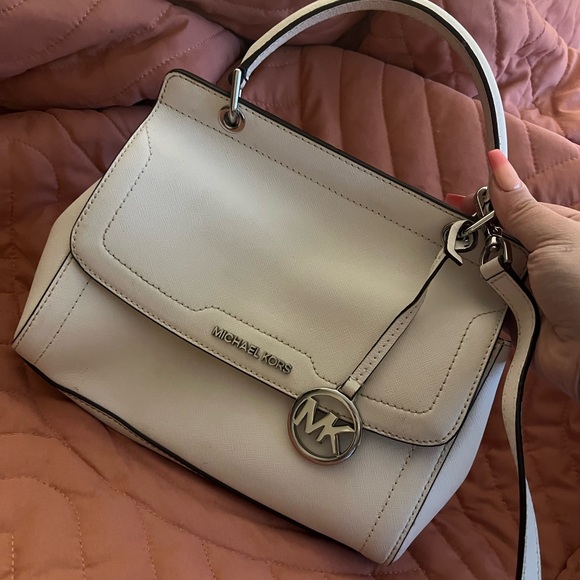 MICHAEL Michael Kors Handbags - Michael Kors White Handbag/Cross body